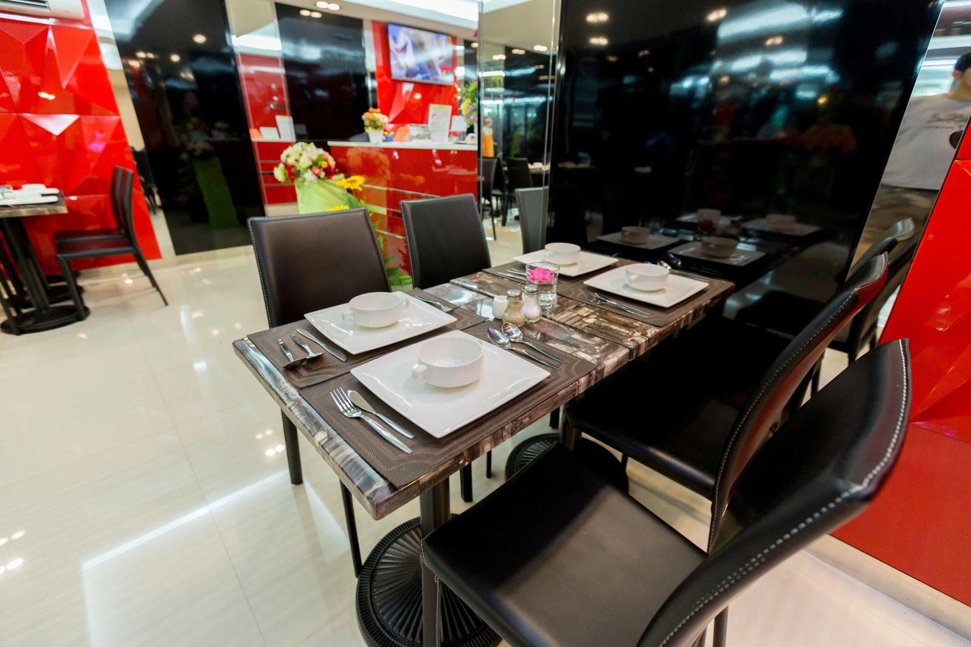 Euro Luxury Pavillion Pratunam Bangkok Exteriér fotografie